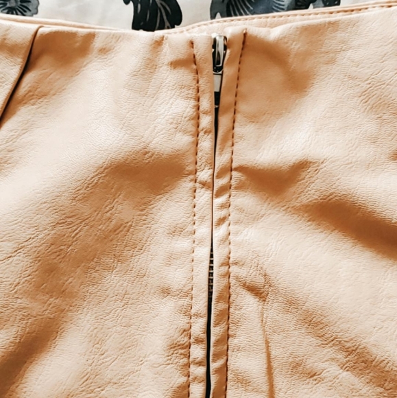 Forever21 Faux Leather Studded Skirt in Rose Gold - Picture 4 of 7